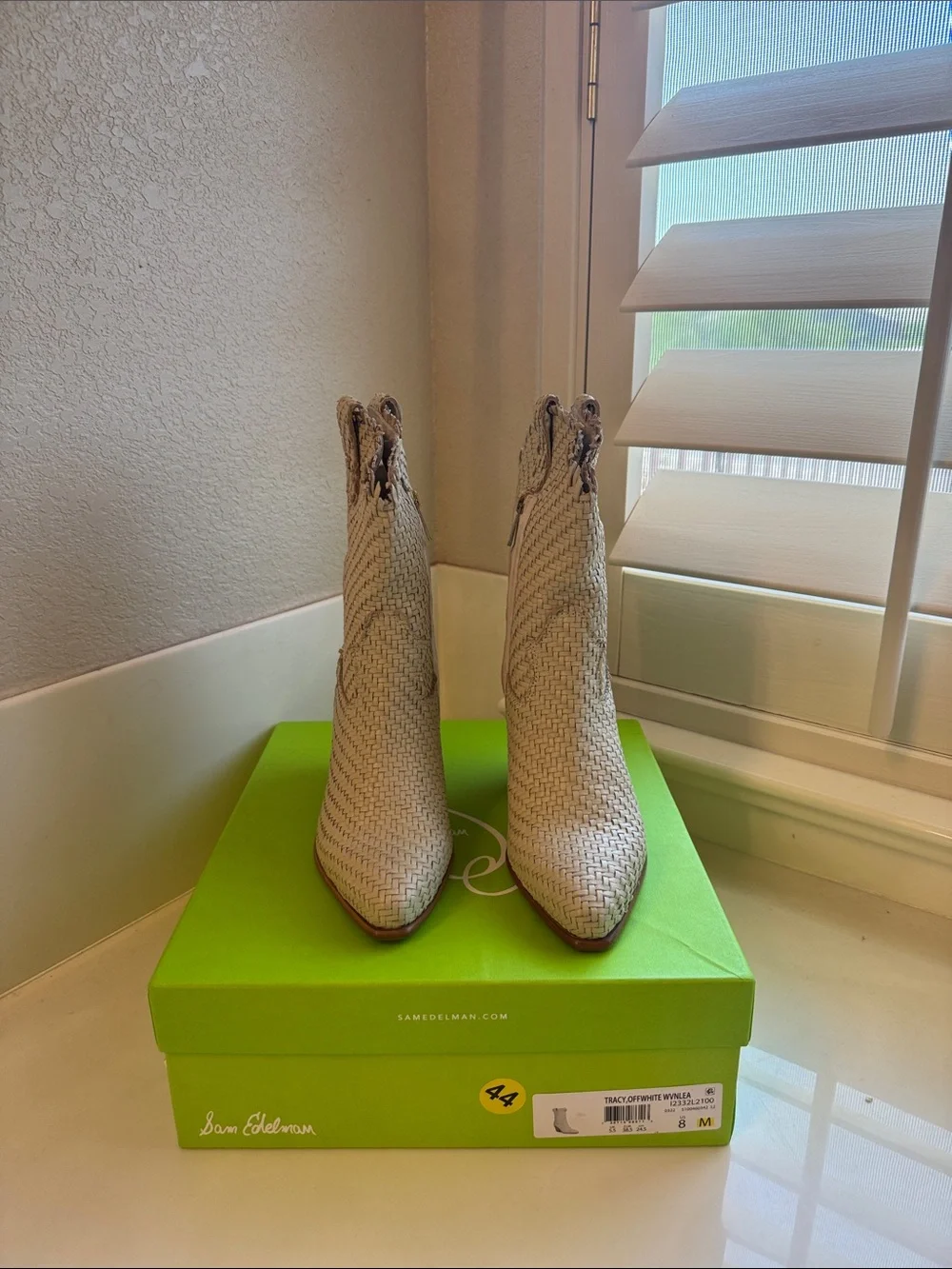 Sam Edelman woven cream
